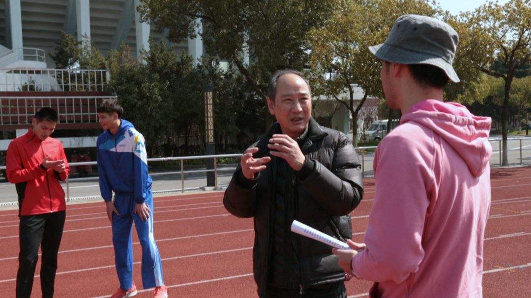 漠南猛虎队火力全开泰山猛虎队,篮球季后赛上演耐力碾压对手!教练团队居功至伟 漠南猛虎队火力全开泰山猛虎队,篮球季后赛上演耐力碾压对手!教练团队居功至伟