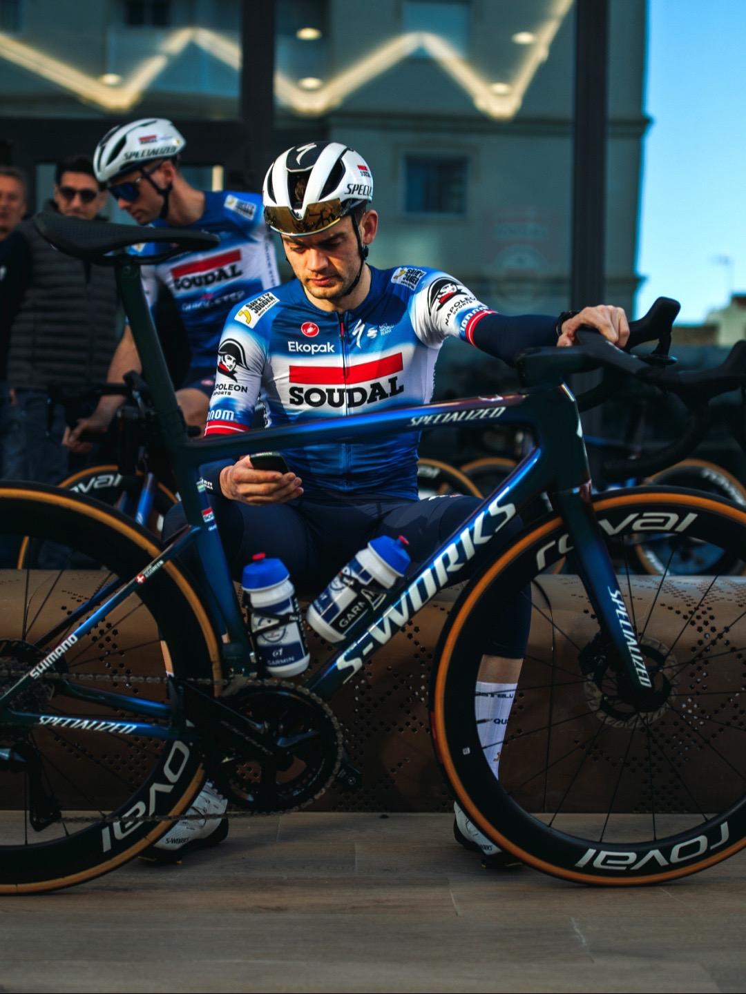 田径预选赛,雪域闪电队与中原玄武队鏖战,VAR改判成焦点!传控打穿防线 田径预选赛,雪域闪电队与中原玄武队鏖战,VAR改判成焦点!传控打穿防线