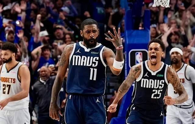 嵩山鲸鲨队鏖战关中黑豹队，拳击热身赛惊险晋级，核心复出即建功。赛后更衣室沸腾